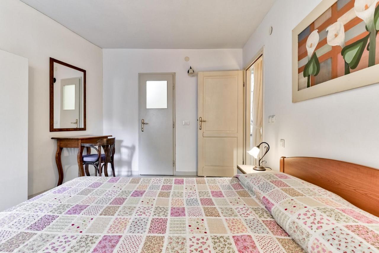 Accomodation Gina Zadar Buitenkant foto